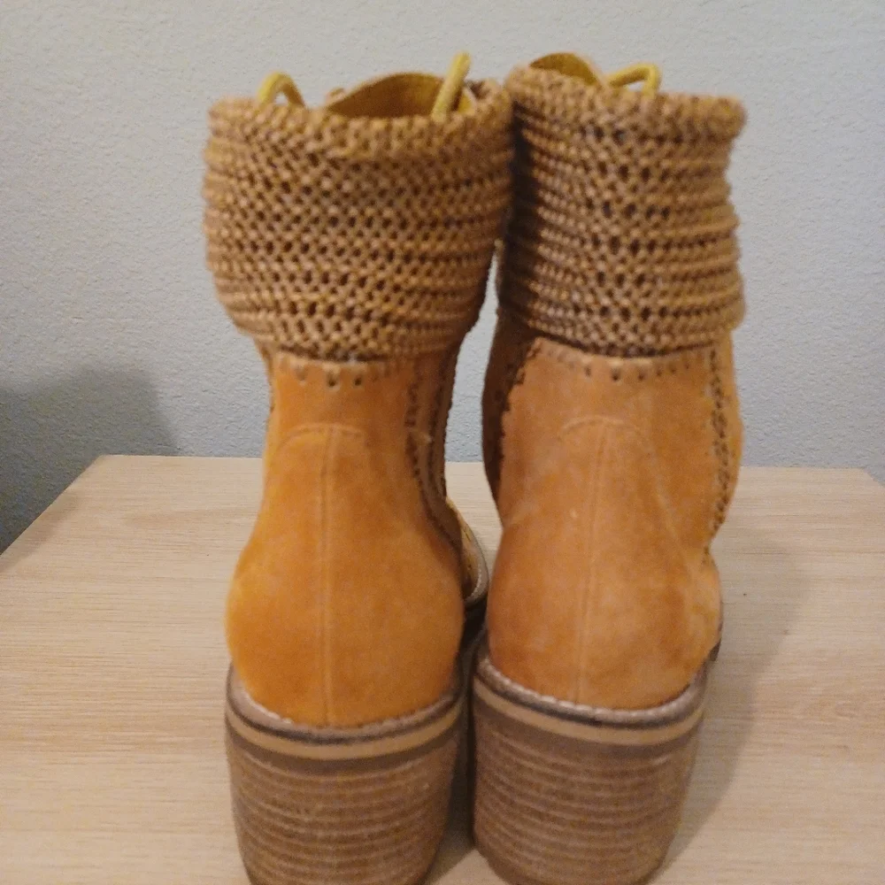 New Anthropologie Silent D Leather Crochet Bestie Ankle Boot - Picture 5 of 6